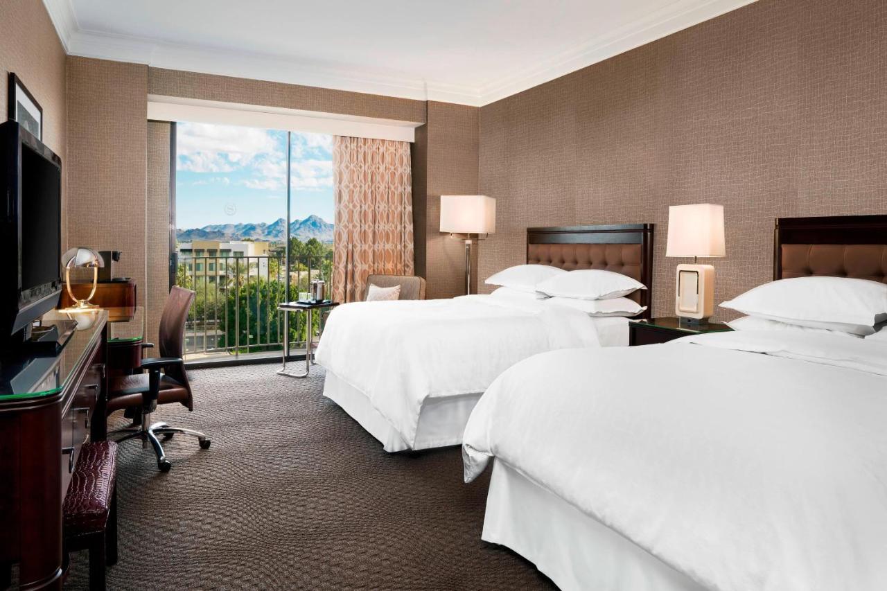 Sheraton Crescent Hotel Phoenix Bagian luar foto