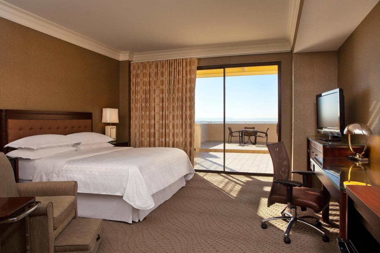 Sheraton Crescent Hotel Phoenix Bagian luar foto
