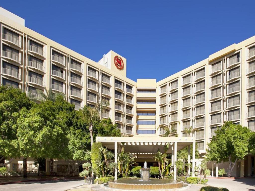 Sheraton Crescent Hotel Phoenix Bagian luar foto