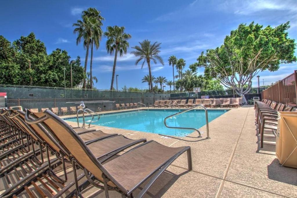 Sheraton Crescent Hotel Phoenix Bagian luar foto